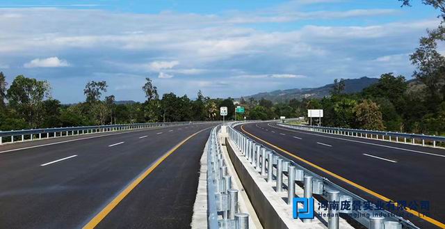 1585213188600335.jpg 高速公路波形草莓视频污在线看免费.jpg