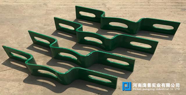 1586334127774967.jpg 草莓视频污在线看免费托架.jpg