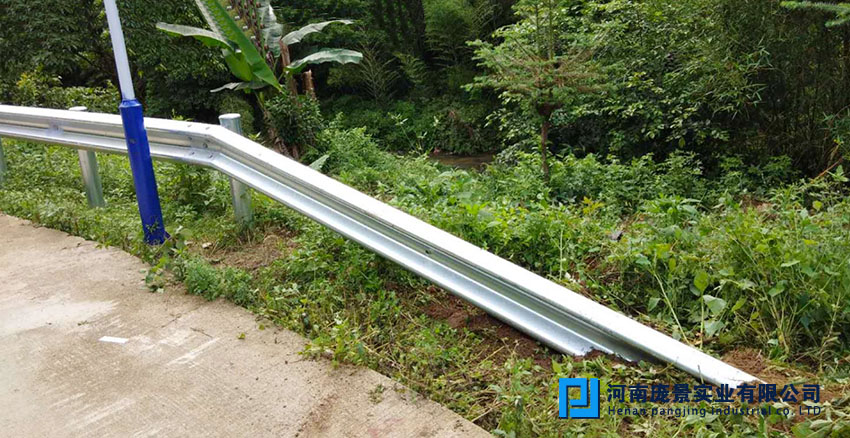 波形草莓视频污在线看免费地锚式端头.jpg