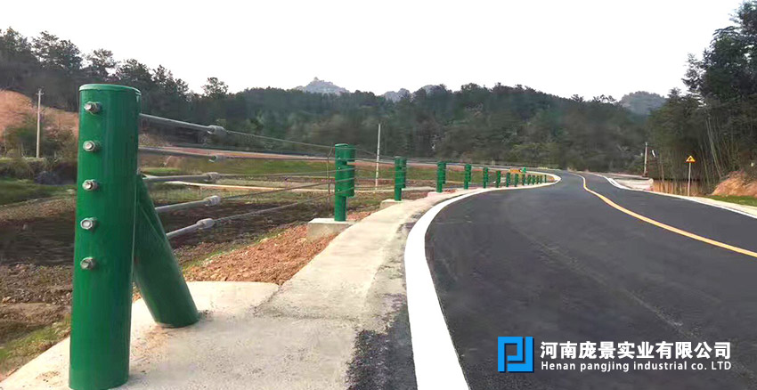 缆索草莓视频污在线看免费.jpg