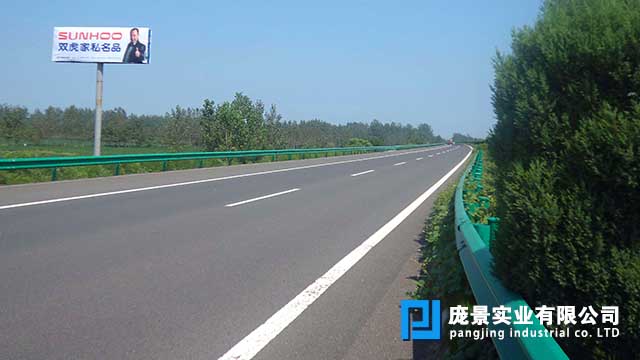 高速草莓视频污在线看免费.jpg