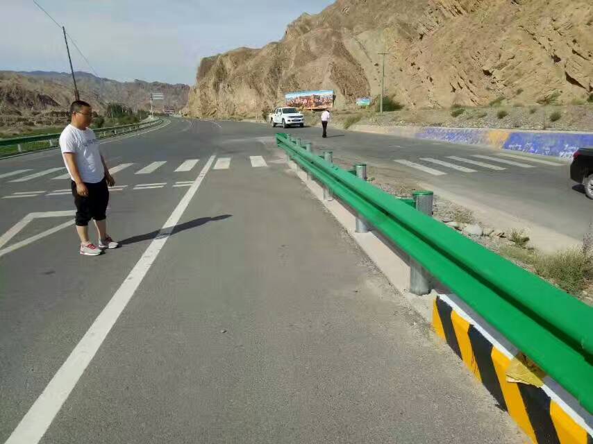 波形草莓视频污在线看免费.jpg